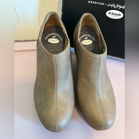 NWT Dr. Scholl's Harlow Ankle Boot- New in Box- Size 7.5 - Picture 2 of 9